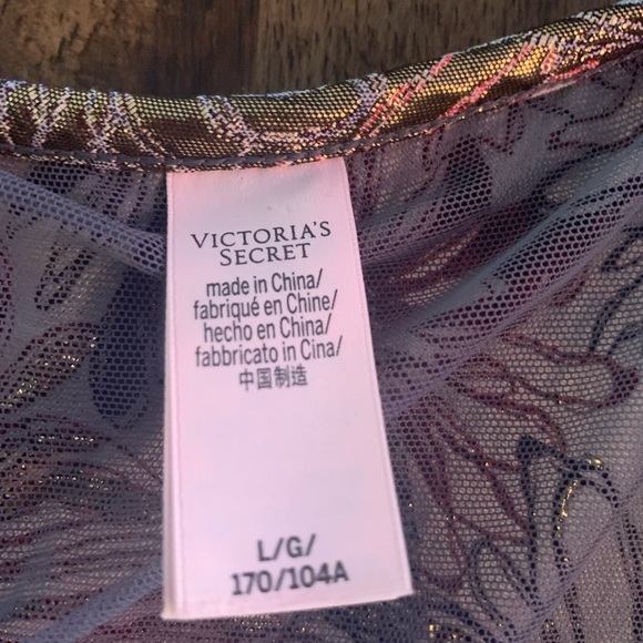 Metalic pink and blue bodysuit with ruffled shoulder detail - Picture 5 of 5